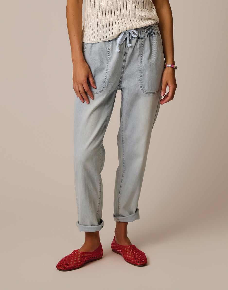 Zoe Lightweight Denim Pant